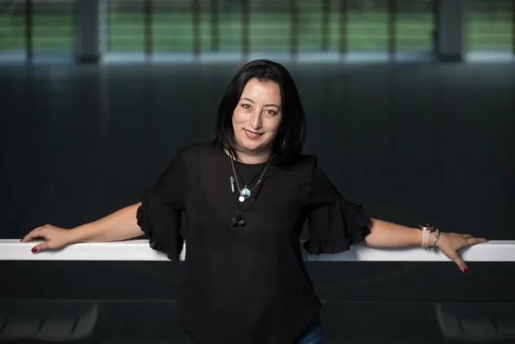 Cum arată viața unei familii de tătari? Yasemin Agi are rădăcinile în Medgidia, dar s-a mutat cu soțul și copiii în Totormanu: „M-am făcut învățătoare ca să fiu mai aproape de fiica mea care avea o formă de autism”