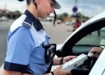 Șoferii au voie să refuze etilotestul și drugtestul. Ce pot face polițiștii în continuare