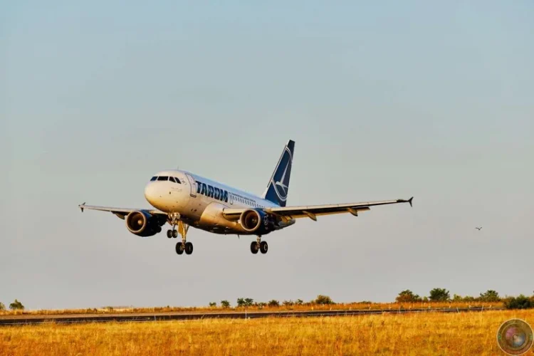Năsui: Singura soluţie pentru TAROM este găsirea de investitori privaţi