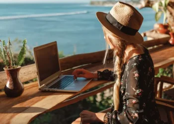 Work-life balance, dar nu doar pe hârtie. Top 10 țări în care să te muți dacă vrei un echilibru între muncă și viață