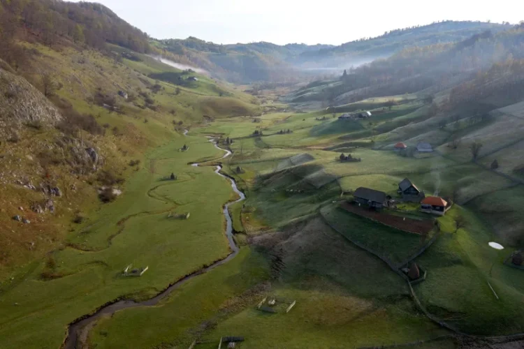 Via Transilvanica, inclusă de revista Time în top 100 locuri de vizitat în 2024. „Un farmec sălbatic transilvănean”