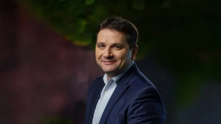 Alex Lăpușan, CEO Zitec, trage un semnal de alarmă: Am devenit mai scumpi, companiile au început să piardă proiecte în favoarea Indiei Alex Lăpușan, CEO Zitec, trage un semnal de alarmă: Am devenit mai scumpi, companiile au început să piardă proiecte în favoarea Indiei