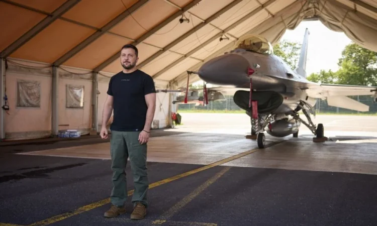 Ucraina a primit primele avioane de luptă F-16 pentru a-și consolida apărarea împotriva atacurilor Rusiei