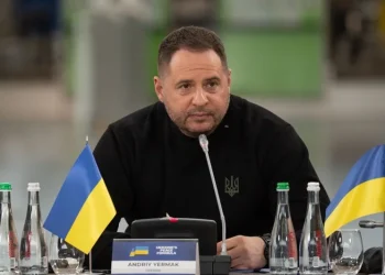 Aliații Ucrainei, îngrijorați de puterea deținută de Andri Ermak, mâna dreaptă a lui Volodimir Zelenski