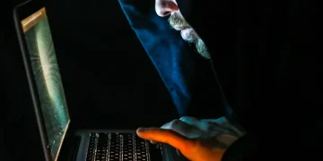 Kaspersky a descoprit campania activă „Tusk”, care fură informații și date cripto