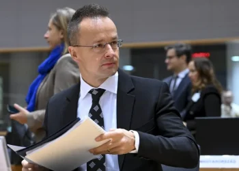 Ungaria acuză din nou UE de întreruperea livrărilor de petrol din Rusia