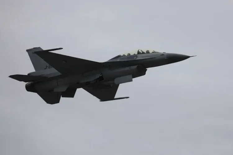 MApN, despre dronele rusești care ne-au încălcat spațiul aerian: „Probabilitate de impact” în apropiere de Periprava / Azi-noapte au fost ridicate două F-16 – HotNews.ro