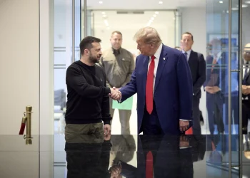 Ucraina: Zelenski se declară „recunoscător” pentru întrevederea sa „foarte productivă” cu Trump