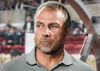 Cele 10 reguli „de cazarmă” ale lui Hansi Flick, cu care a transformat-o pe FC Barcelona într-o bestie. „Pumnul de fier” cu care germanul a ajuns să demoleze Real Madrid cu 4-0 pe Santiago Bernabeu