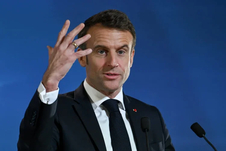 Emmanuel Macron cere oprirea livrărilor de arme către Israel, dacă acestea sunt folosite în Fâșia Gaza: „Prioritatea este să revenim la o soluție politică”