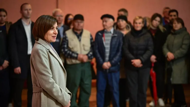 Maia Sandu, împotriva tuturor: cele cinci necunoscute ale alegerilor din Republica Moldova | ANALIZĂ BBC