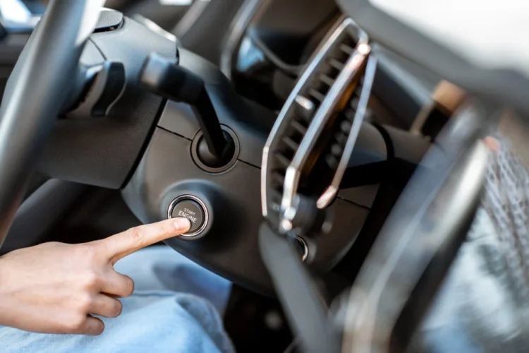 Cum pornești mașina când e rece afară: Diesel vs. Benzină. Greșeala făcută de mulți dintre șoferi