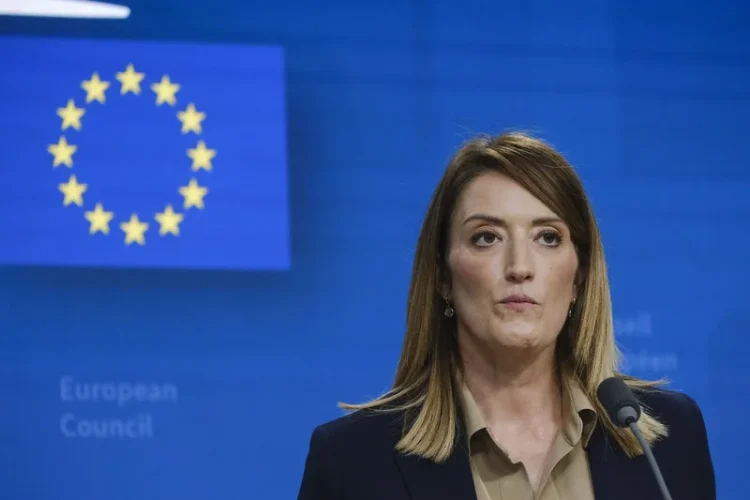 Președinta Parlamentului European, Roberta Metsola, consideră că Germania ar trebui să trimită rachete Taurus în Ucraina