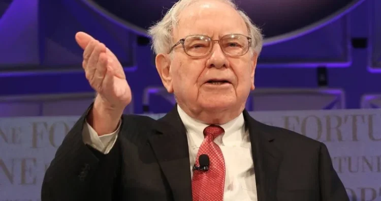Warren Buffett, cel mai mare investitor din lume, adună cash. Se pregătește de o criză financiară?