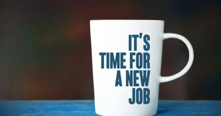Schimbare de job în 2025: Ce trebuie să știi dacă îți cauți un nou loc de muncă
