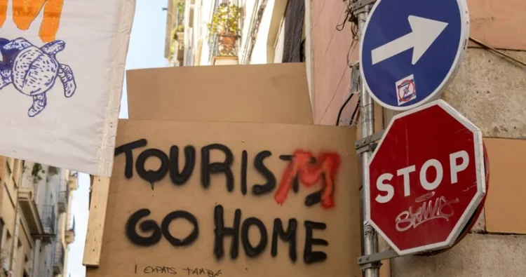 În ce destinații turistice din Europa ne va fi mai greu să călătorim în 2025