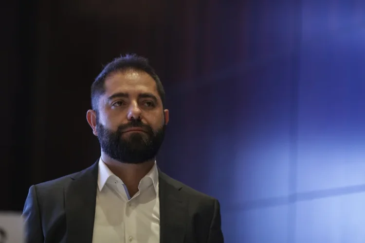 Burnete (Concordia): Guvernul include noi taxe şi elimină facilităţi fiscale fără o discuţie prealabilă cu mediul privat