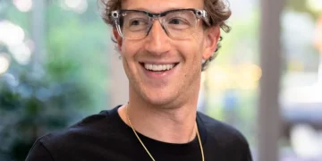 Mark Zuckerberg anunță că “va reduce drastic cenzura” pe Facebook și Instagram și va acorda “prioritate libertății de exprimare”, criticând guvernele, presa tradițională și UE