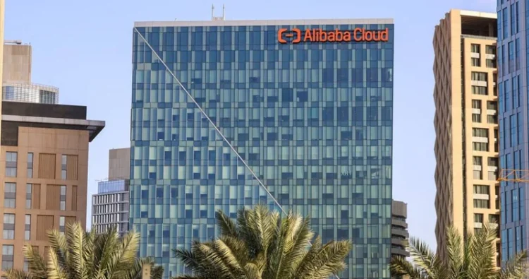 Vești proaste pentru americani: Lupta AI continuă. Alibaba anunță Qwen 2.5, o soluție mai bună decât DeepSeek