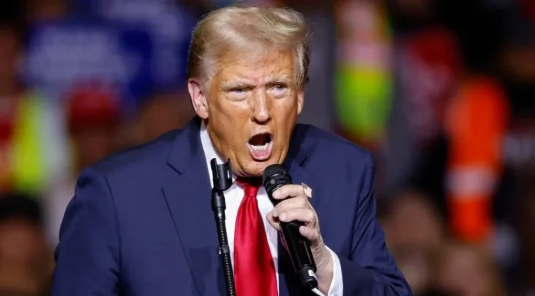 Trump vrea „să recupereze banii” din ajutorul american acordat Ucrainei: „Cerem pământuri rare şi petrol, orice putem obţine”