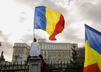 Acum ne-au furat și hora. Mic îndrumar de acaparare simbolică