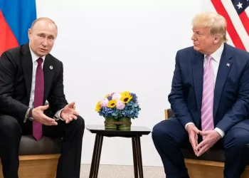 Donald Trump îl amenință pe Vladimir Putin cu noi sancțiuni împotriva Rusiei, dacă războiul din Ucraina nu se încheie. „Calea ușoară sau cea grea”