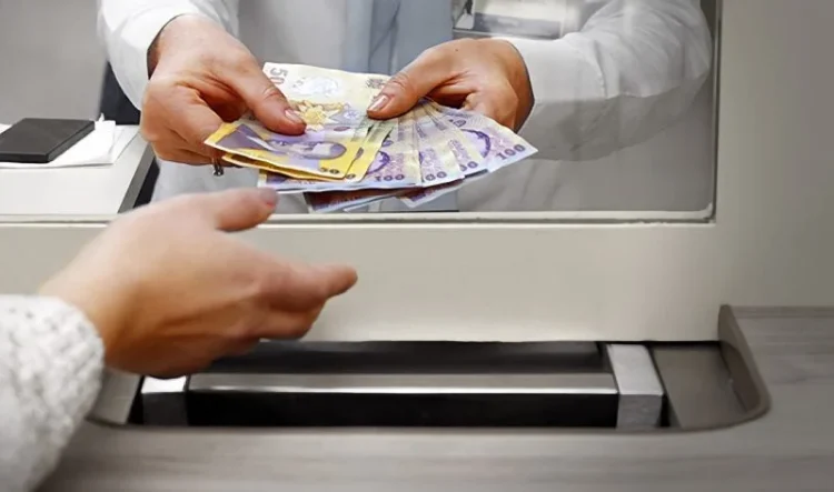 De ce să nu-ți plătești creditele anticipat la bancă și cum să achiți corect ratele. Sfaturile unui fost bancher din România, bazate pe experiență