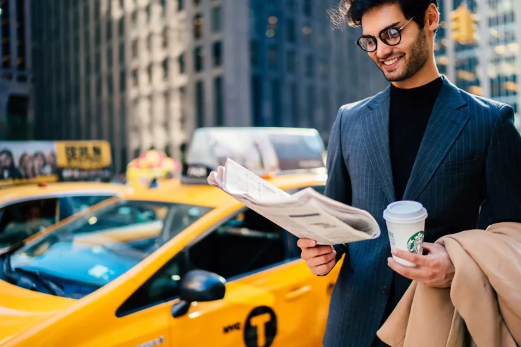 A trăit discriminarea rasială, a băut un ceai toată ziua, dar a fost mereu răsfățat cu dragostea părinților. Gilbert Costache: „Nebun este cel care critică și judecă”