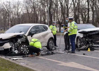 Polița CASCO 2025: Ce riscuri acoperă și cum alegi cea mai bună ofertă pentru mașina ta