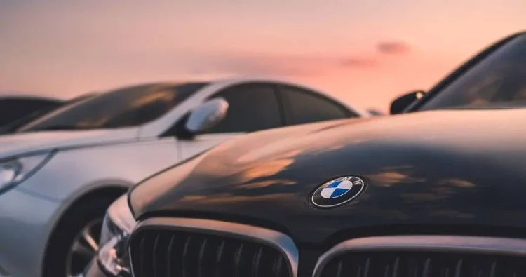 BMW ar putea pierde 1 miliard de euro în 2025 din cauza lui Trump și a Bruxelles-ului
