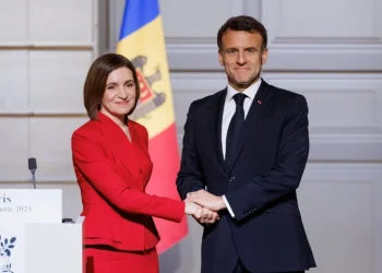 Macron și Maia Sandu își unesc forțele, semnând, la Paris, un acord împotriva ingerințelor și “tentativelor rusești dezinhibate de destabilizare”