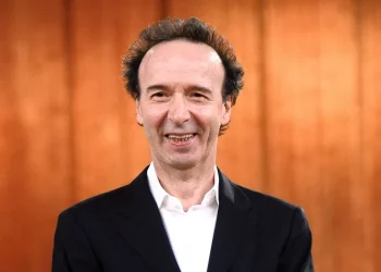 Roberto Benigni: de ce urăsc dictatorii Uniunea Europeana?