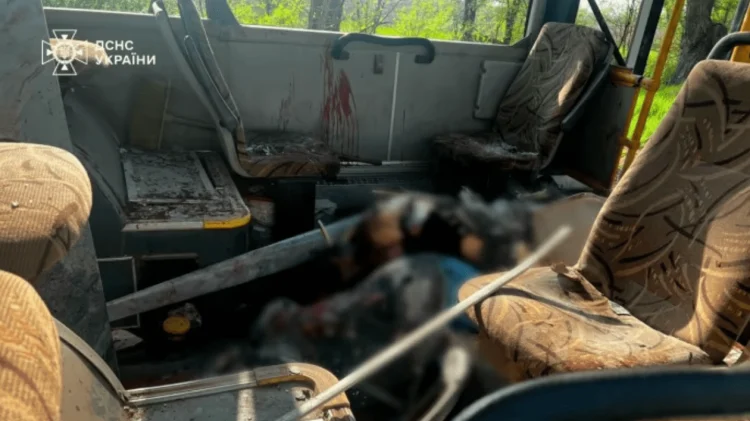 Civili ucraineni, din nou victime ale barbariei rusești: nouă morți în Marhaneț. Până când va tolera lumea această indiferență?