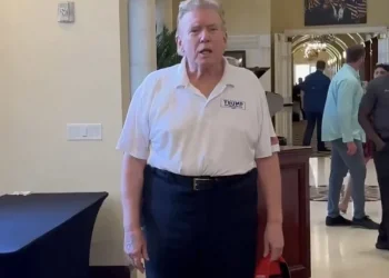 Sondaj CNN: Trump are cea mai scăzută rată de aprobare la 100 de zile de mandat dintre toți președinții din ultimii 70 de ani