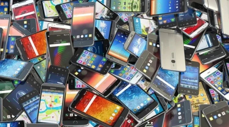 5 modele de telefoane lansate în ultimul deceniu care încă merită atenție. Iată lista scurtă și motivele