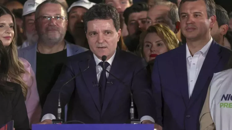 Calcule: ce șanse are Nicușor Dan să câștige în turul 2