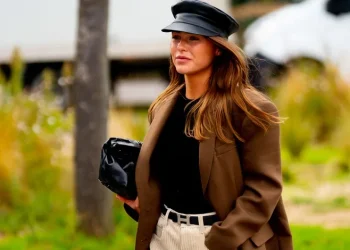 Obiceiuri matinale care îți afectează negativ silueta