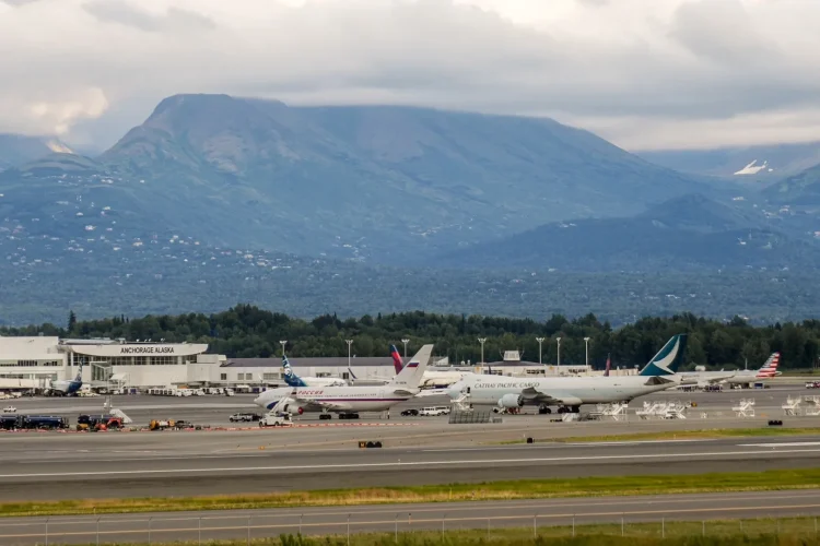 Cei doi oameni de bază ai lui Putin care sunt deja în Alaska. Unde s-a oprit Putin înainte de întâlnirea cu Trump