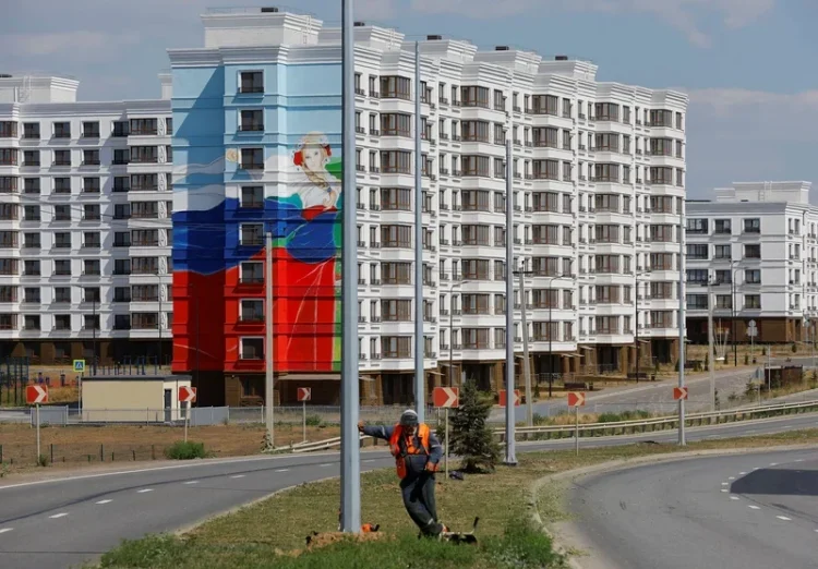 Putin vinde apartamente cu vedere la mare în Mariupol. Proprietarii ucraineni, lăsați fără despăgubiri