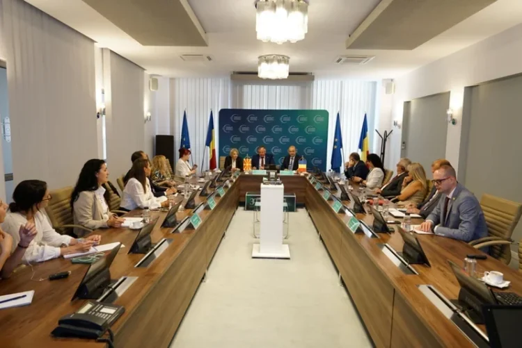 Dezmăț pe banii statului: Salarii anuale cu 150.000 de lei mai mari la Curtea de Conturi Dezmăț pe banii statului: Salarii anuale cu 150.000 de lei mai mari la Curtea de Conturi
