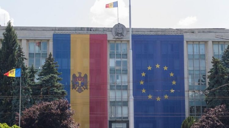 Rețeaua Georgescu – Simion zguduie cu ajutorul unei campanii de propagandă alegerile din Republica Moldova