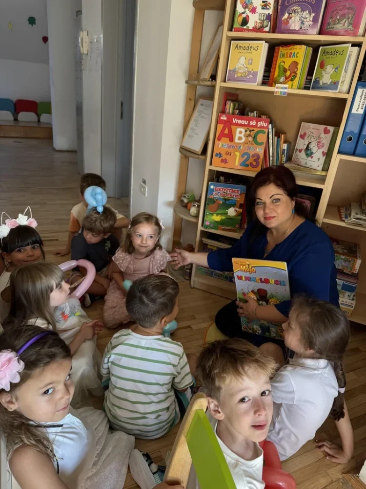 Educație cu blândețe. Ce înseamnă o grădiniță altfel? Mihaela Mitroi: „Orice ai fi în viață, fă-ți meseria cu inimă”