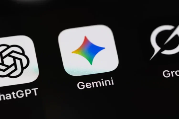 Aplicația Gemini de la Google pe primul loc în App Store, depășind ChatGPT, atrăgând 13 milioane de utilizatori noi în doar patru zile
