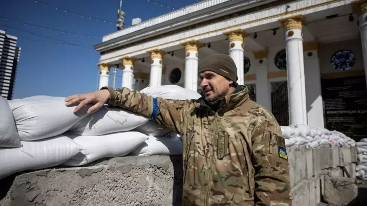 Regizor ajuns comandant de batalion în armata ucraineană: „Am vești proaste pentru voi: războiul nu se va termina nici anul acesta”