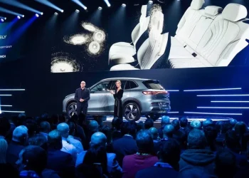 Chinezii de la Geely amplifică ofensiva din Europa: 1.000 de dealeri în cinci ani și 15 modele noi în trei ani Chinezii de la Geely amplifică ofensiva din Europa: 1.000 de dealeri în cinci ani și 15 modele noi în trei ani