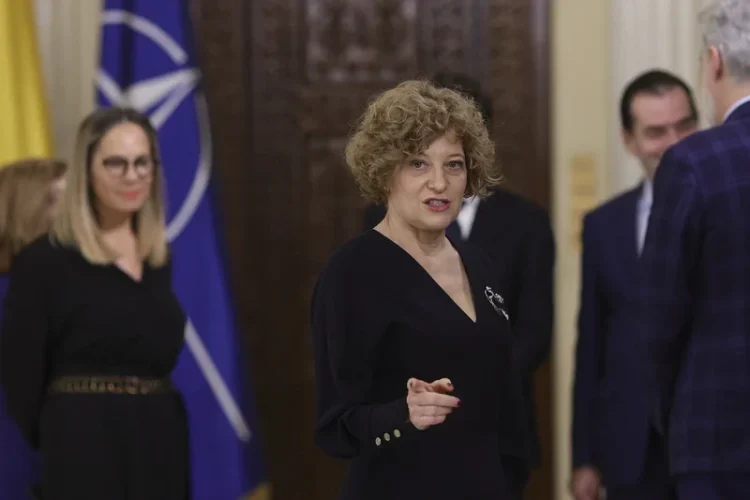 Praf pe dosare, reacții furioase la Oana Gheorghiu: bilanțul rușinos al unei caste speciale care nu mai servește societatea