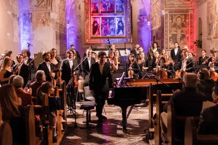 Părinții au emigrat în Milano, iar el s-a școlit în Italia și Elveția. De ce și-a dorit pianistul Andreas Iliuță să se trăiască în România și să facă un doctorat la Conservatorul din București