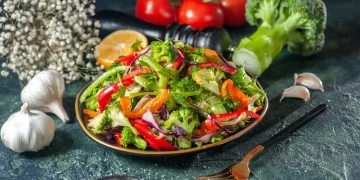 De ce ne îngrășăm în perioada Postului?Ce se întâmplă, de fapt, cu alimentația noastră când renunțăm la produsele animale