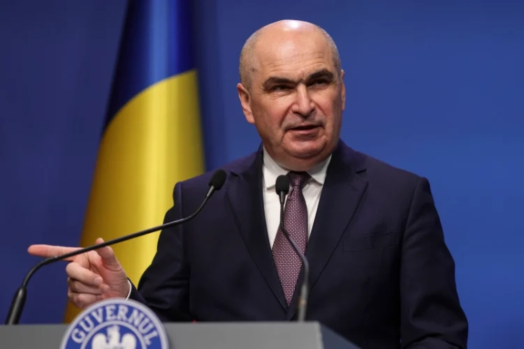 Fact-checking pe ce a zis unul dintre cei mai aplaudați lideri PSD, care și-a convins colegii să voteze plecarea guvernului Bolojan: 10 neadevăruri în câteva fraze