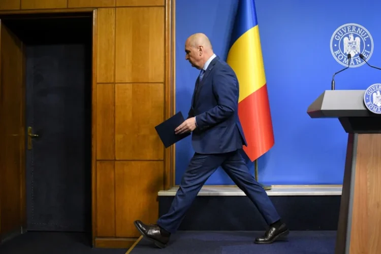 Pică sau nu Cabinetul Bolojan și ce urmează după 5 mai: ”Raportul de forțe parlamentare este defavorabil guvernului”. Interviu cu profesorul Sergiu Mișcoiu